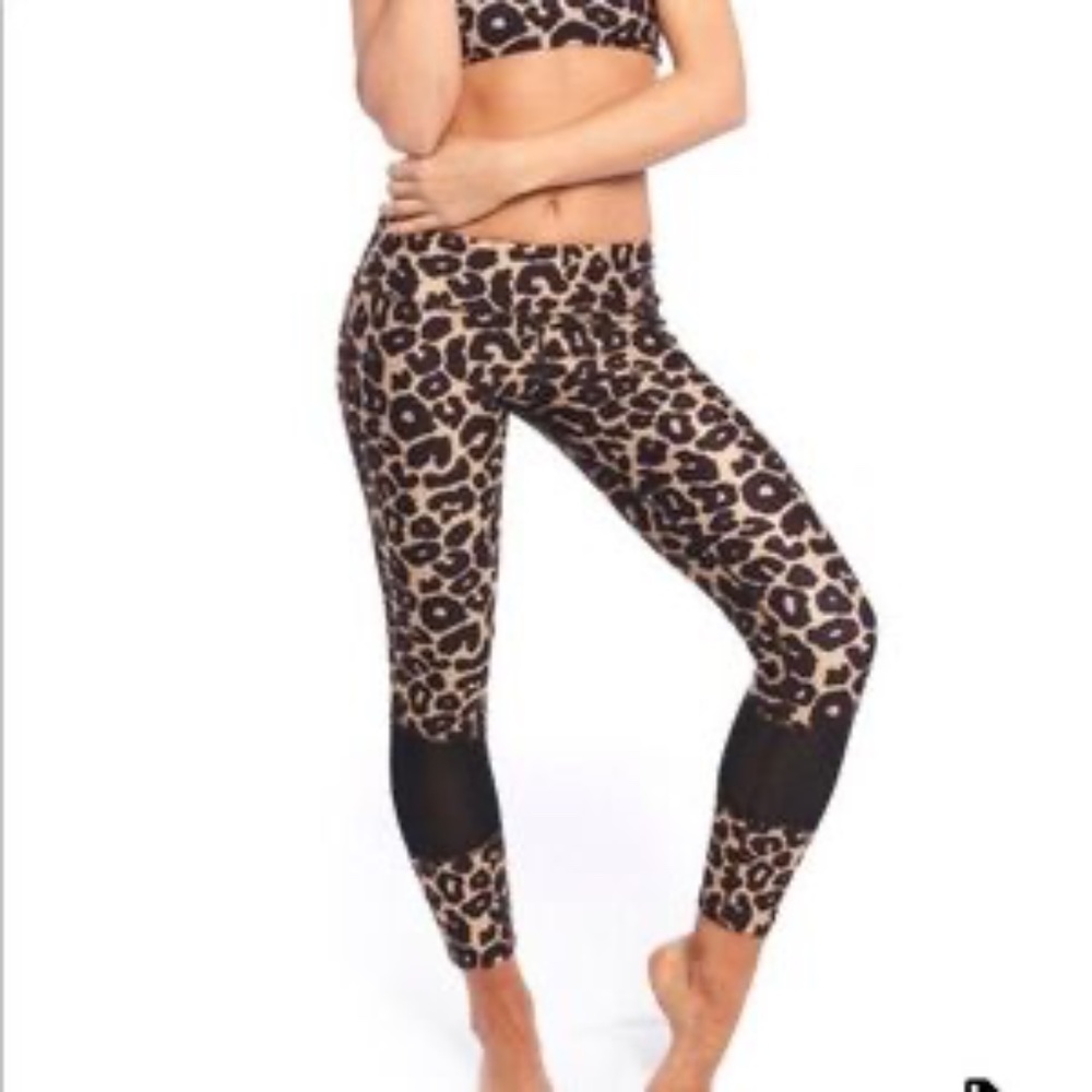 STN FX Sweat Leopard Print leggings